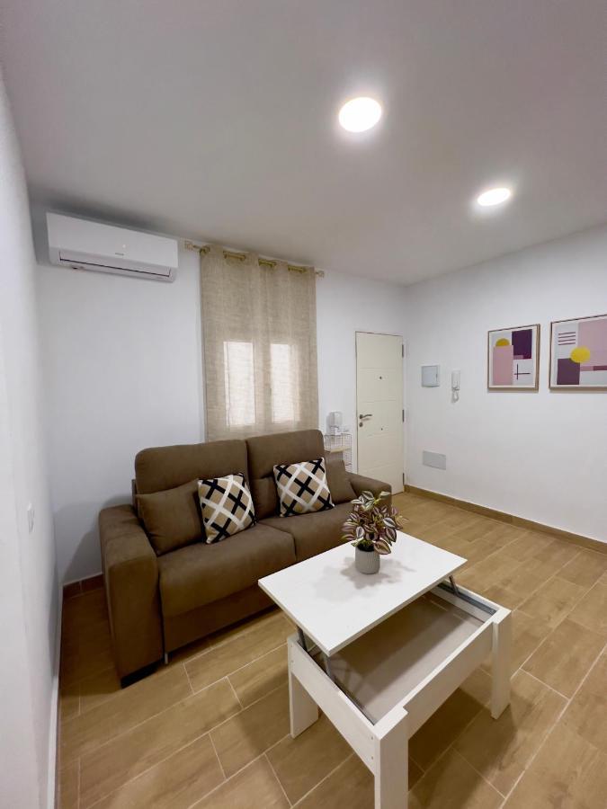 Rockside Residences Suites La Linea La Línea de la Concepción المظهر الخارجي الصورة