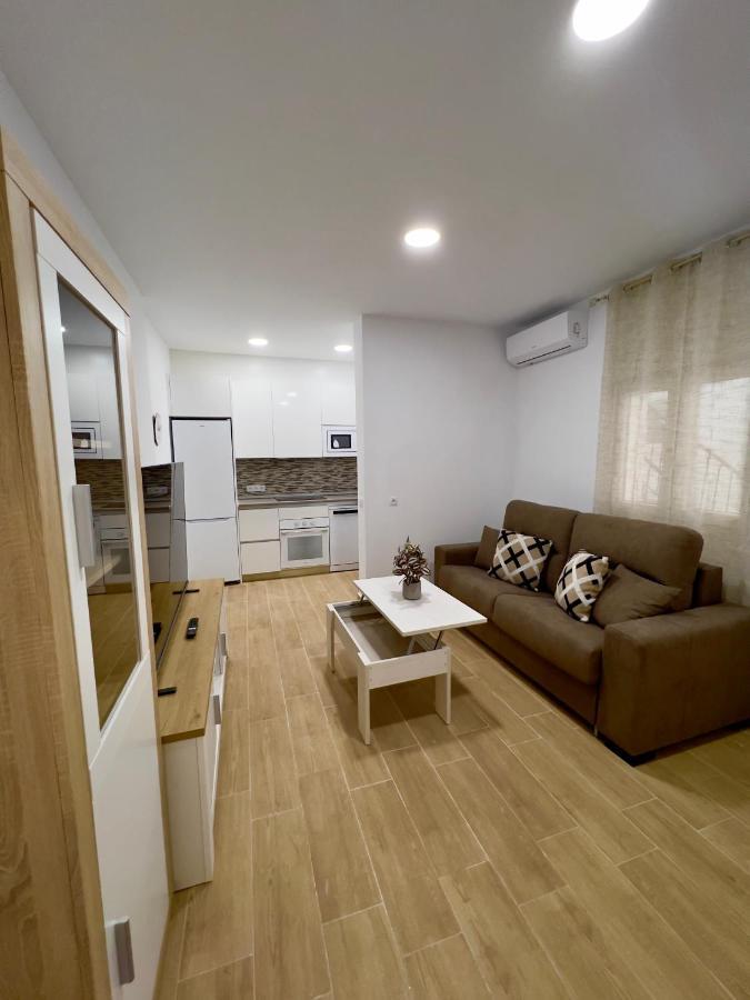 Rockside Residences Suites La Linea La Línea de la Concepción المظهر الخارجي الصورة