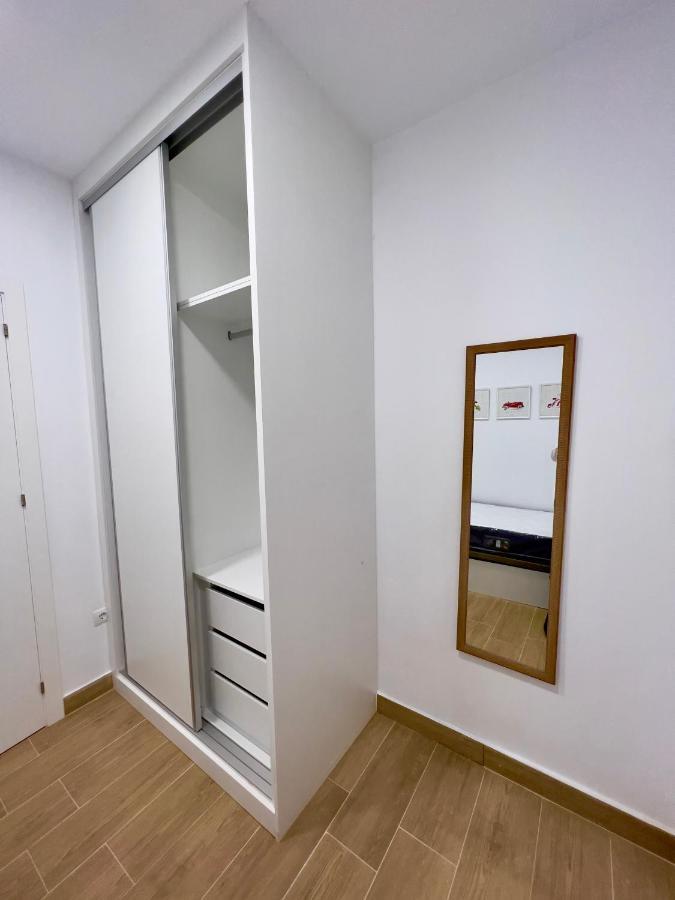 Rockside Residences Suites La Linea La Línea de la Concepción المظهر الخارجي الصورة
